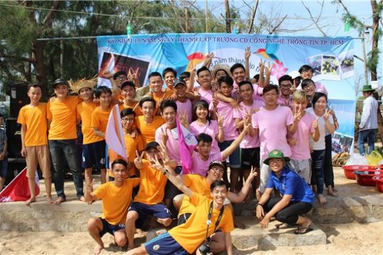 “Tưng bừng” Hội trại “Sức trẻ ITC” năm 2016