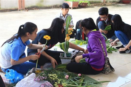Hội thi Cắm hoa Chào mừng Ngày Nhà Giáo Việt Nam 20/11 năm học 2016 - 2017